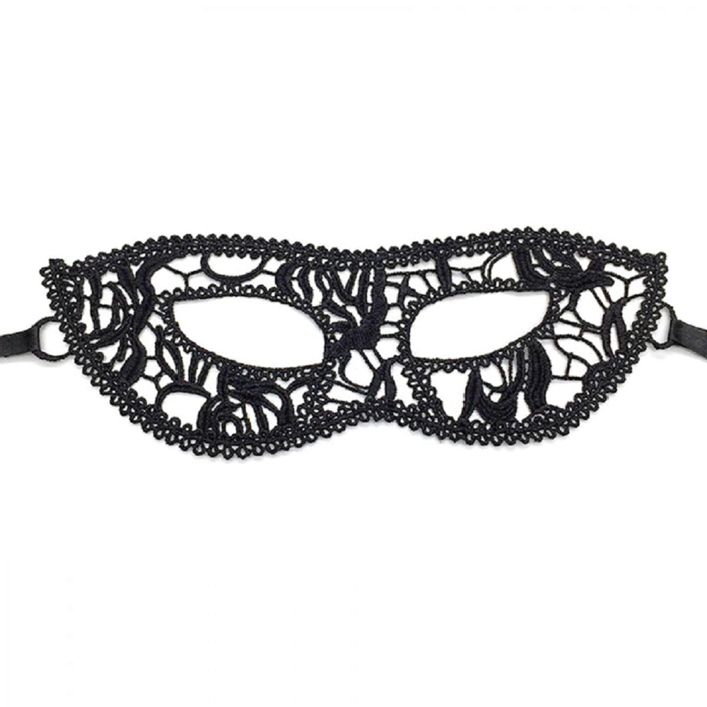 Домино маските от черна дантела 1 Домино маските от черна дантела
