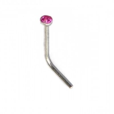 Обица на носа подчертаване на стила