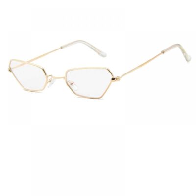 Котешки очила разчупени рамки