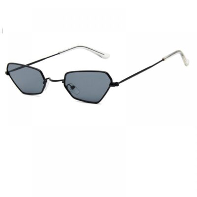 Шикозни котешки очила