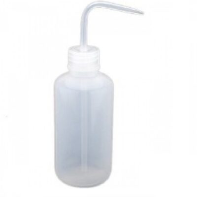 Почистване на кожа при татуировки