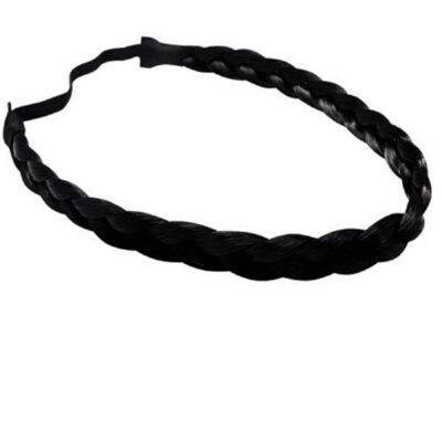 Черна коса в диадема