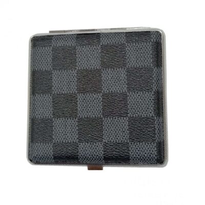 Шах и мат табакери за цигари