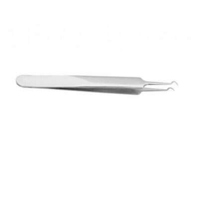 Почистване на комедон инструмент